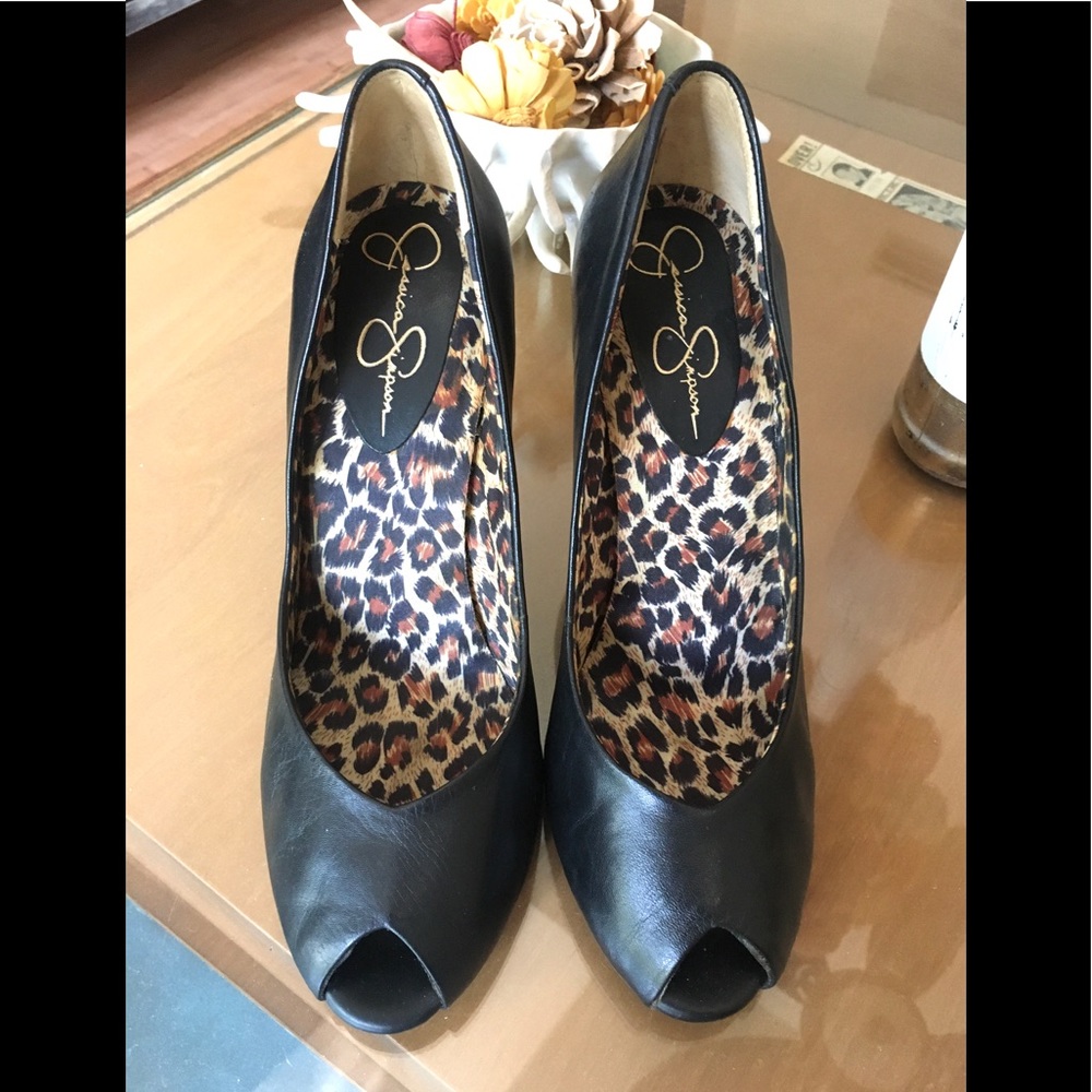 Peep Toe Leather Pumps